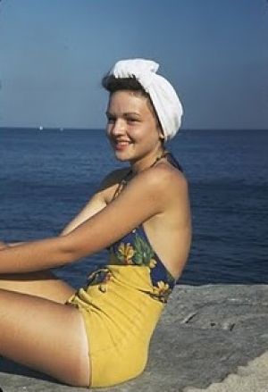 1940s swimwear - vintage swimwear - www.myLusciousLife.com.jpg